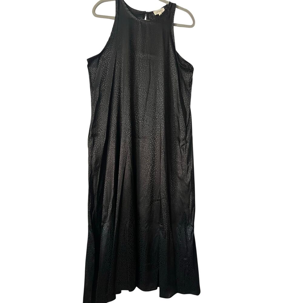 BE Stage Women's Round Neck Midi Black Satin Swing Sleeveless Dress NWT